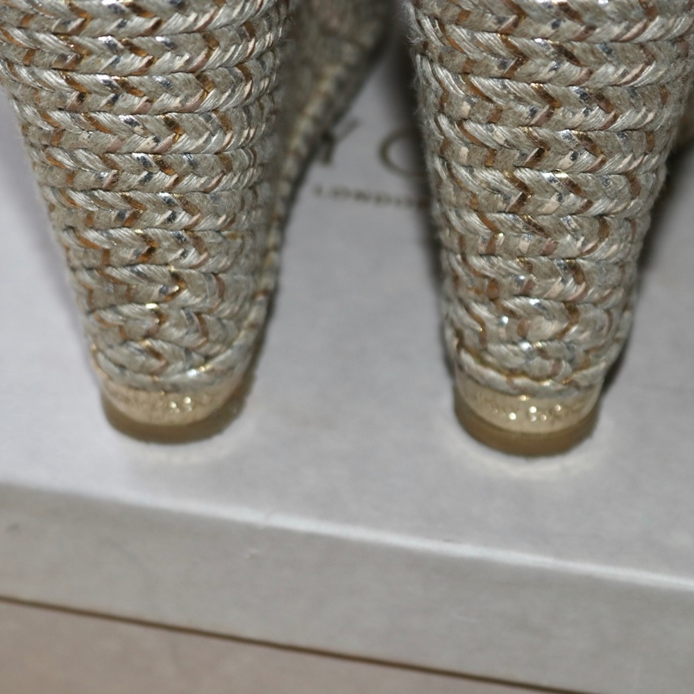 JIMMY CHOO Perla Wedge Sandal Jute Raffia and Gold Size 9 / 40 - Picture 4 of 8